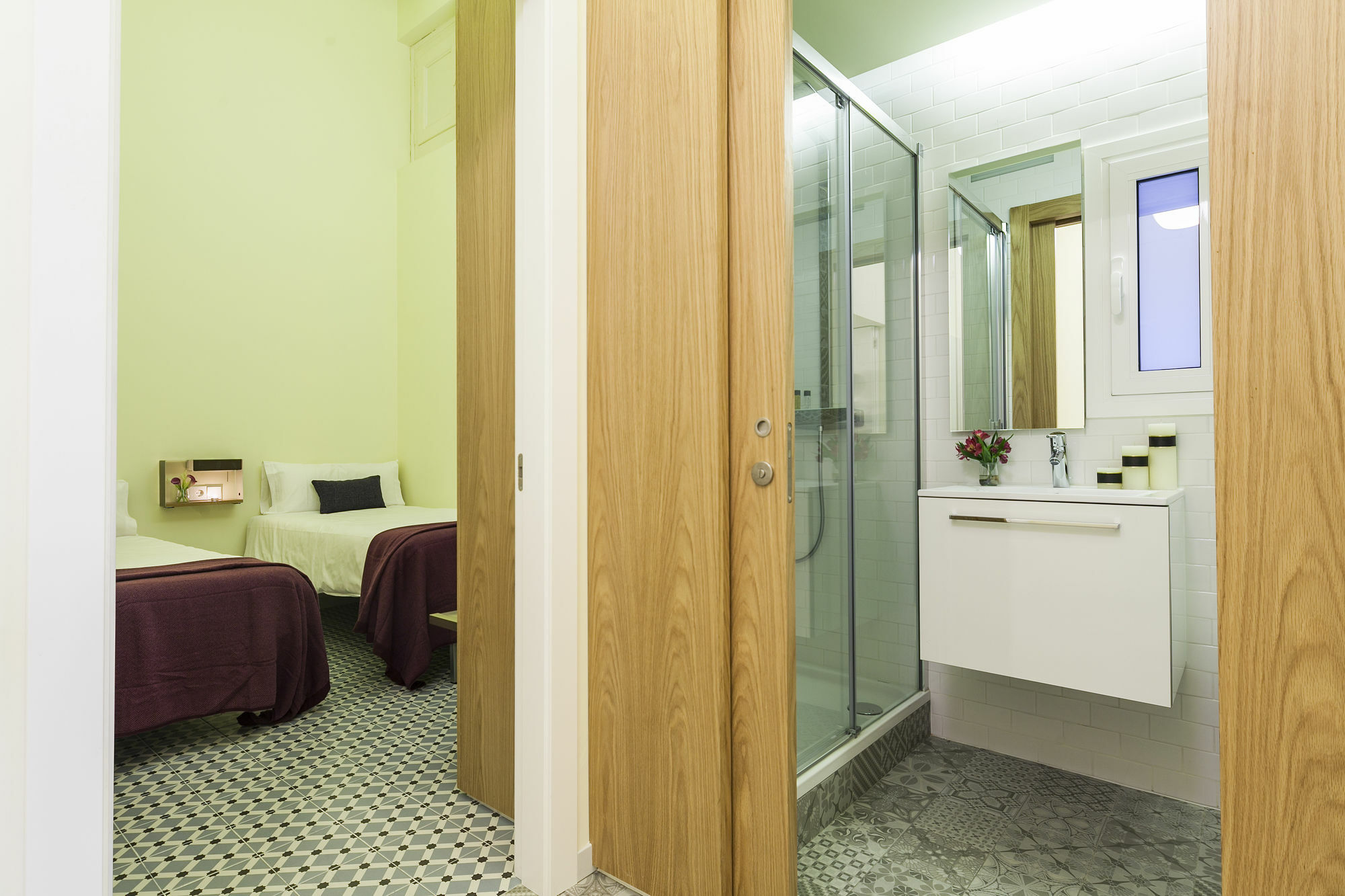 Uma Suites Pau Claris Barcelona Exterior photo