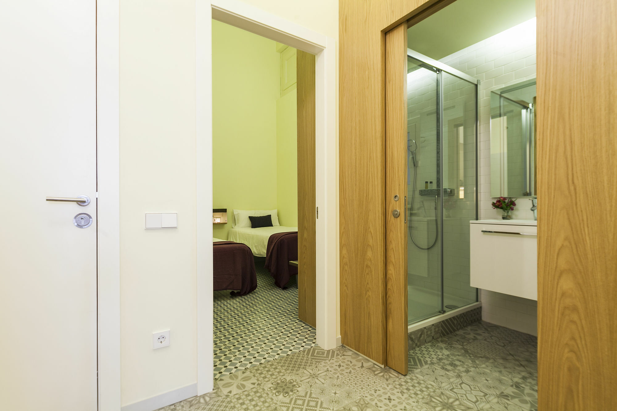 Uma Suites Pau Claris Barcelona Exterior photo