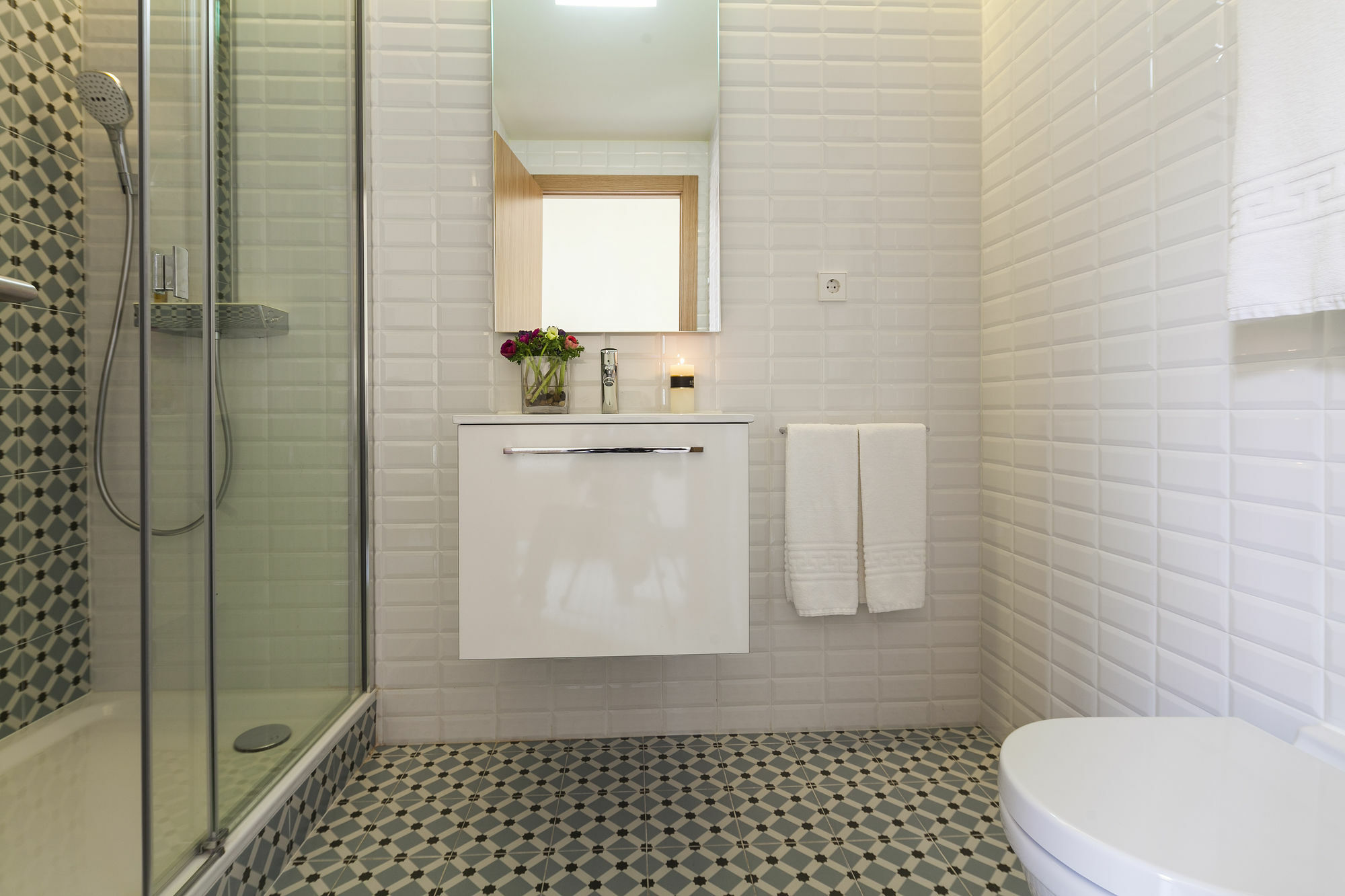 Uma Suites Pau Claris Barcelona Exterior photo