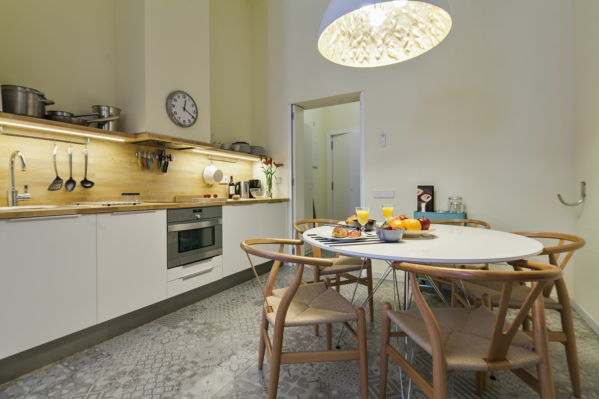 Uma Suites Pau Claris Barcelona Exterior photo